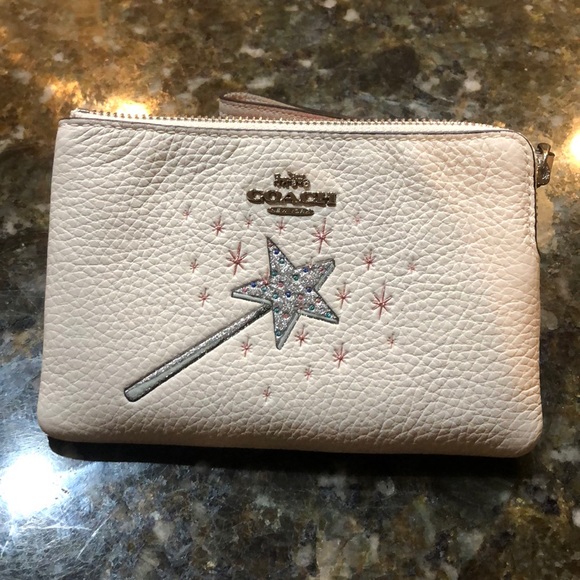 COACH Wizard of Oz wristlet NWT - Picture 2 of 5